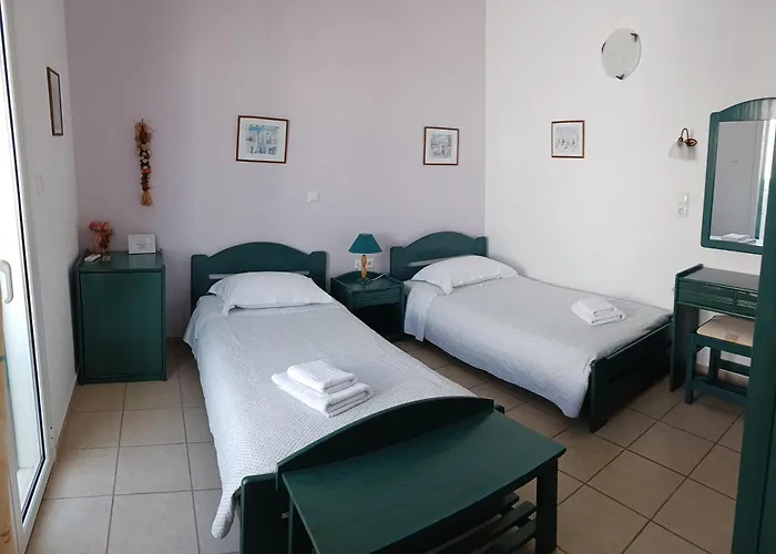 Πικροδάφνες